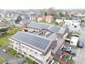 zonnepanelen op bedrijfsgebouw 